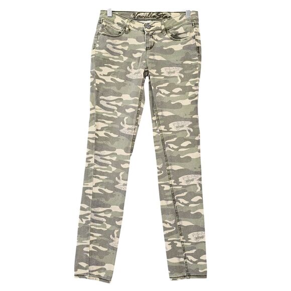 Vanilla Star Green Camo Skinny Jeans NEW Stretch Grunge Zip Women Size 5 Juniors - Picture 1 of 12